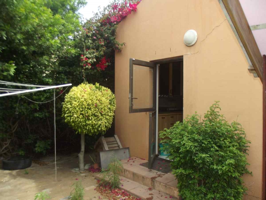 3 Bedroom Property for Sale in Table View Western Cape